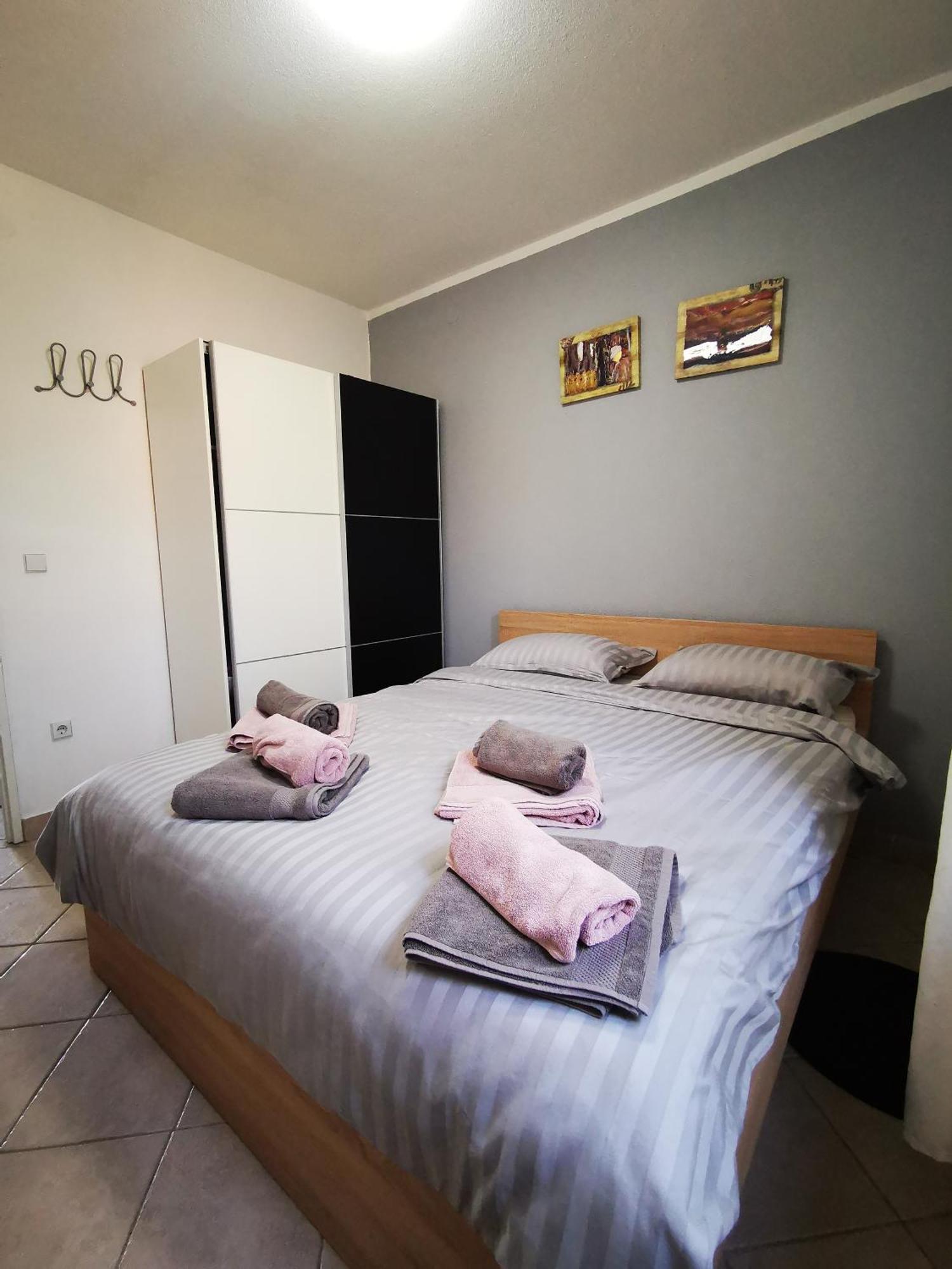 Apartments Busic Biograd Na Moru Buitenkant foto