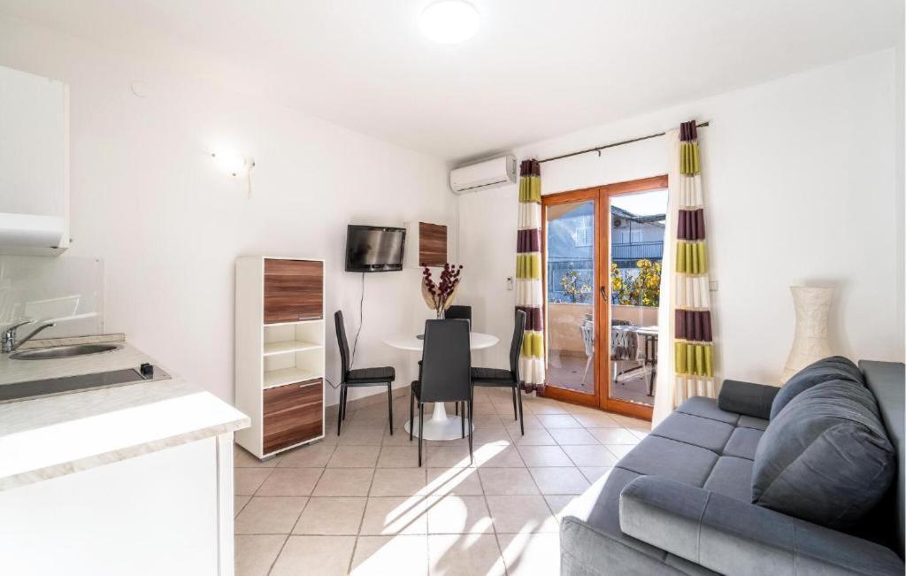 Apartments Busic Biograd Na Moru Buitenkant foto